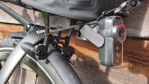Tailfin AeroPack Bag light adaptor with Cycliq Light