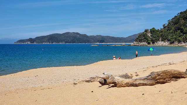 Totaranui Beach