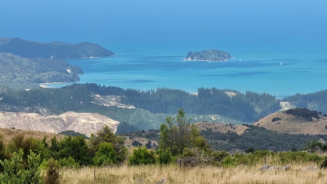 Tākaka Hill towards Sandy Bay-Marahau