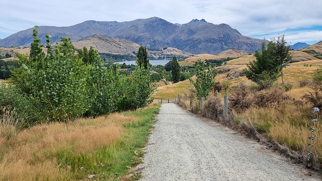 Towards Lake Hayes