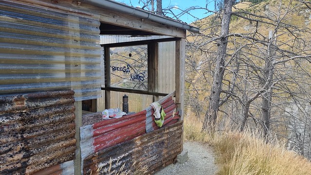'Lunch bar'