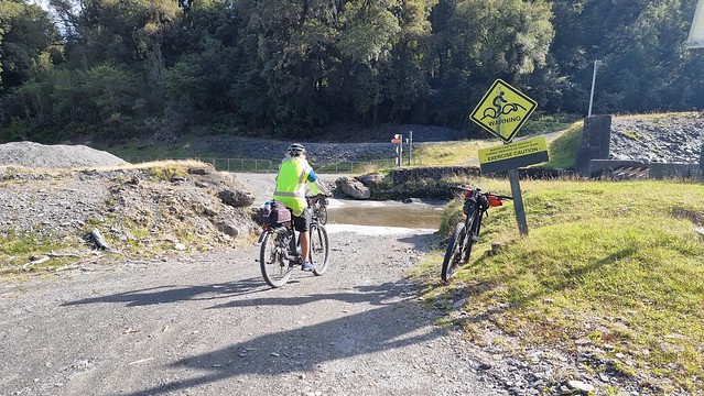 Weir crossing