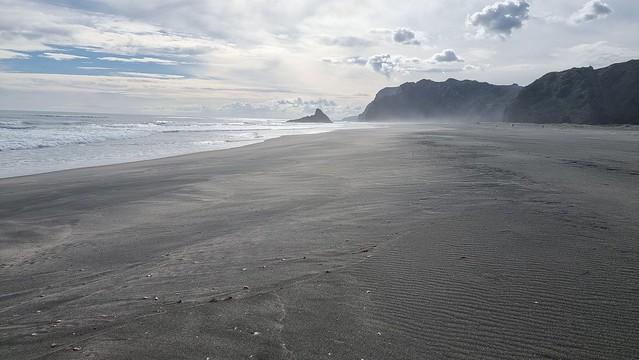 Whatipu Beach