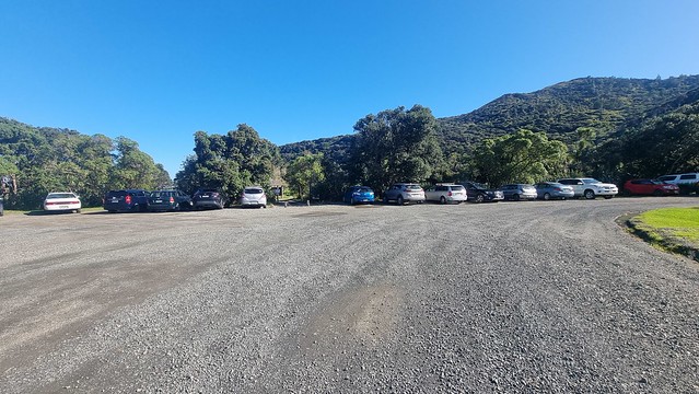 Whatipu carpark