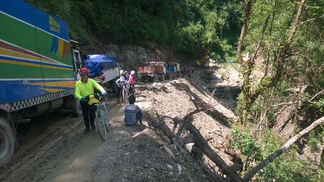 Andy, Arniko Highway landslide
