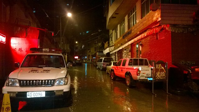 One (wet) night in Zhangmu
