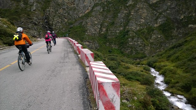 Nyalam to Zhangmu