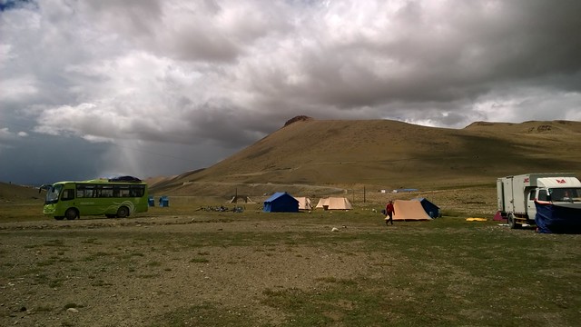 Lalung La Pass Saddle Camp