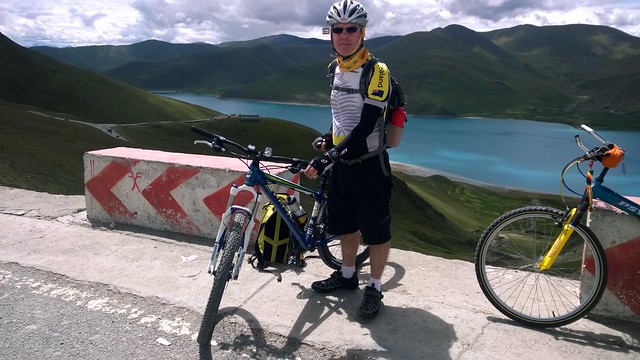 Kambala Pass to Yamzo Yumco (Scorpion) lake ride