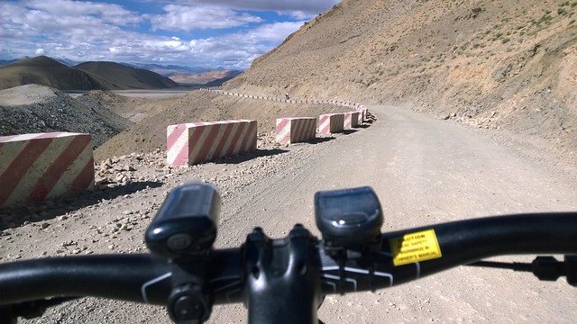 The road back from Chomolungma, Mt Everest