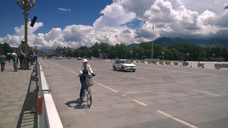 Potala Palace highway
