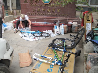 Lhasa bike assembly