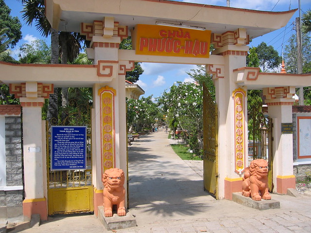 Elaborate gardens