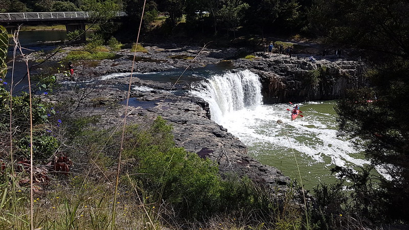 Huruhuru Falls