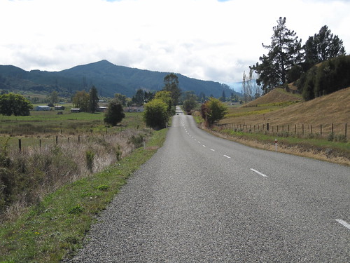 Towards Tapawera