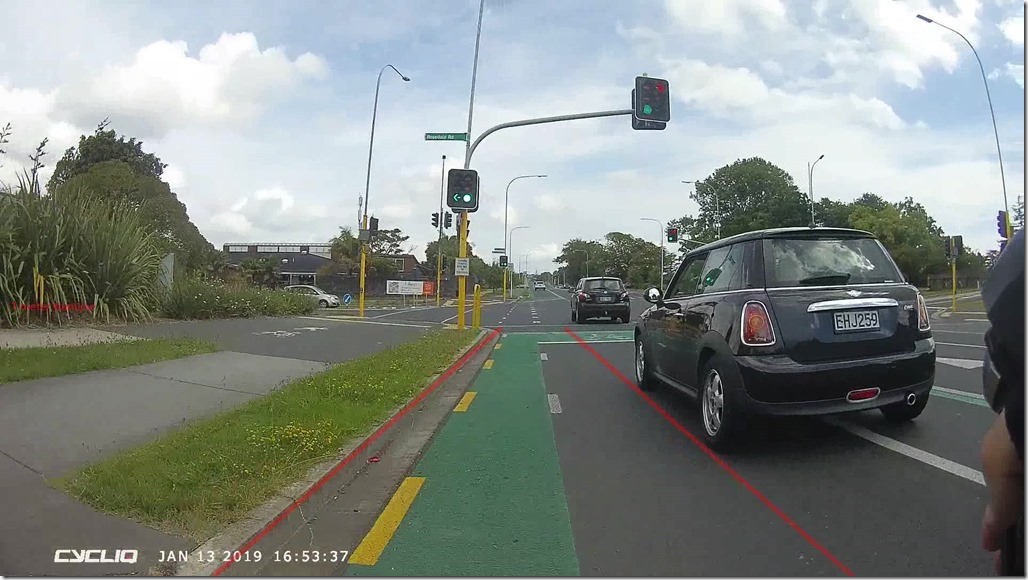 20190116_Albany_Hwy_Mini_Turn_Moment_00 20190116_Albany_Hwy_Mini_Turn_Moment_00