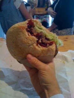 Geo_Bastard_Burger_Photo Geo_Bastard_Burger_Photo