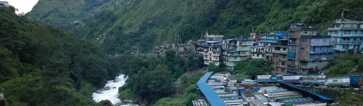 Himalayan Cycle 20 — Zhangmu to Kodari, Nepal