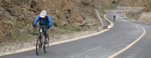 Himalayan Cycle 07 — Qiabuyu camp to Gyangze Hotel